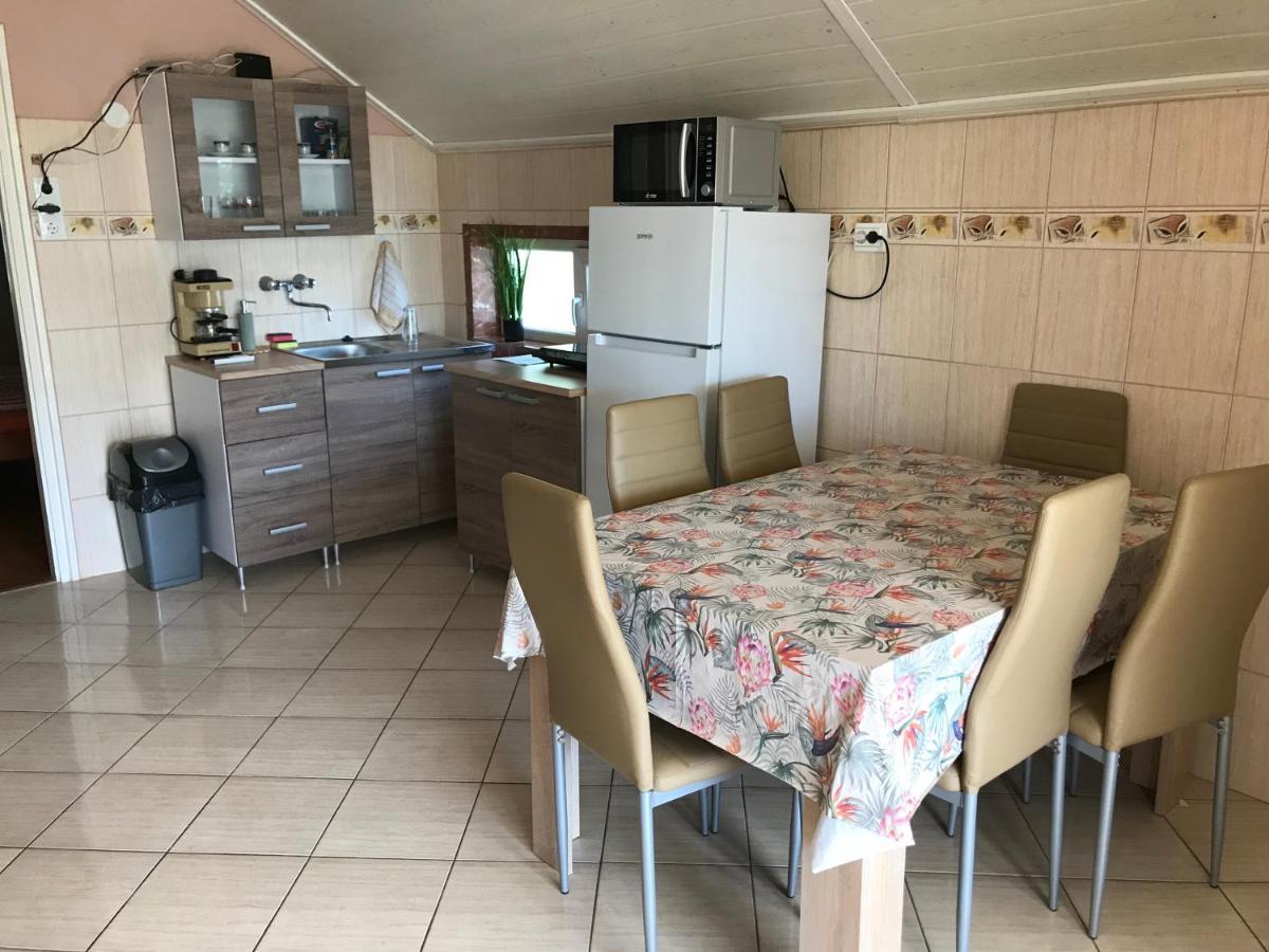 شقة Summer Apartman Hajdúszoboszló المظهر الخارجي الصورة